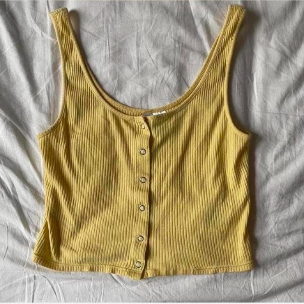 H&M Yellow Ribbed Button-Up Crop Top